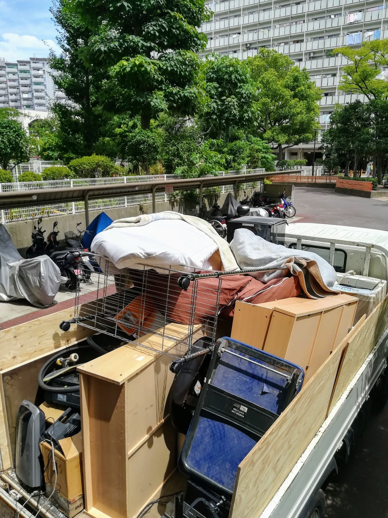 江東区のお客さまの依頼で、引っ越しに伴った廃品回収した時の様子。